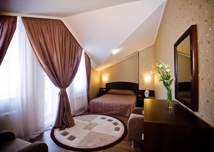 готель Сіті Клаб